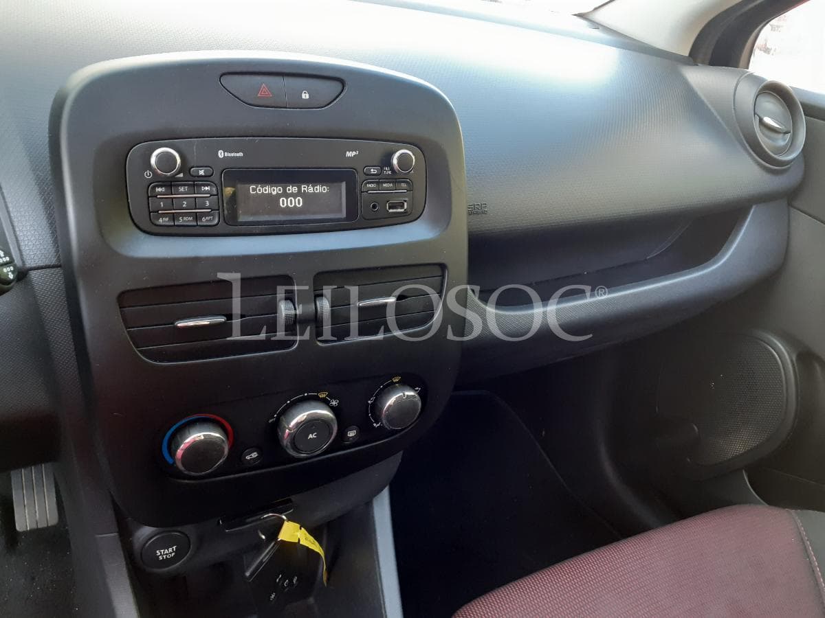Renault Clio 1.5 DCI · Año 2014 — imagen 16