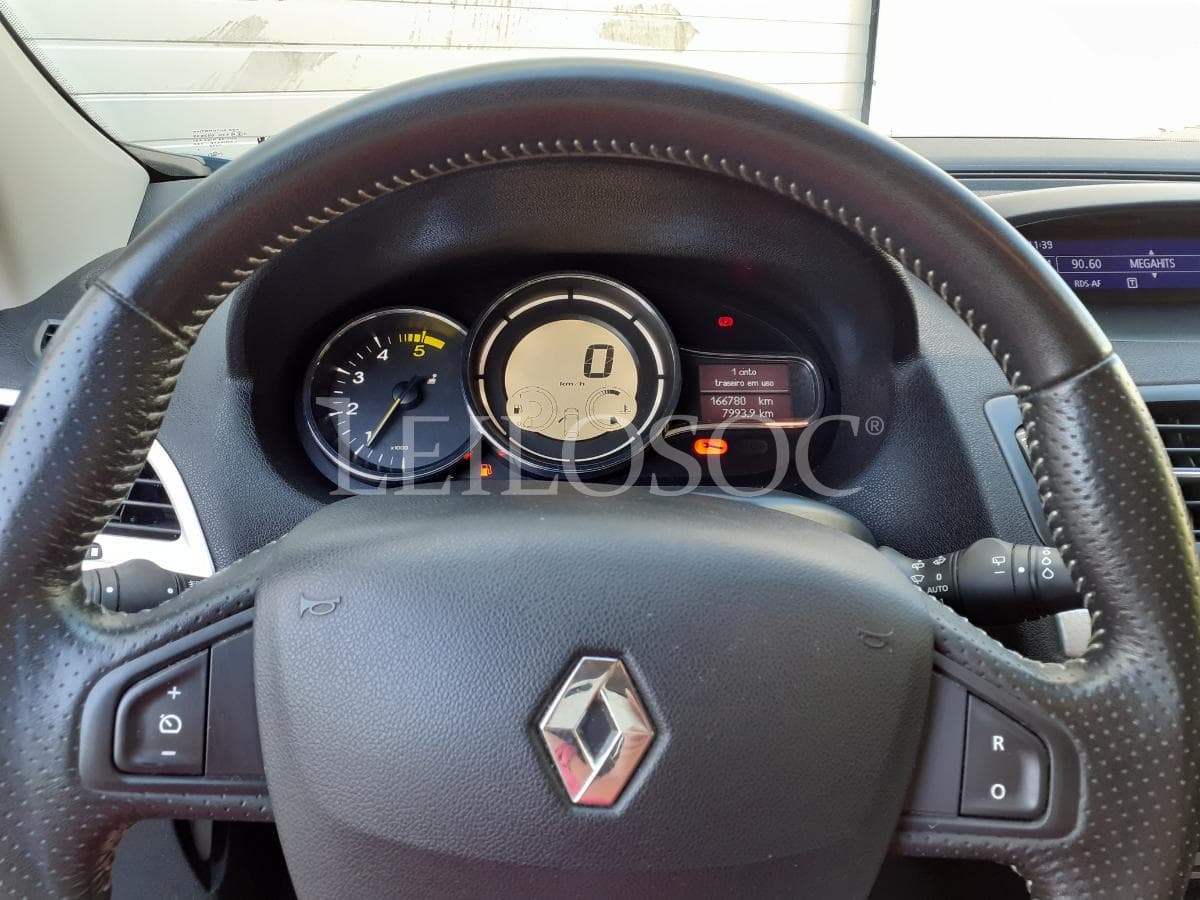 Renault Mégane 1.5 DCI · Ano 2013 — imagen 10