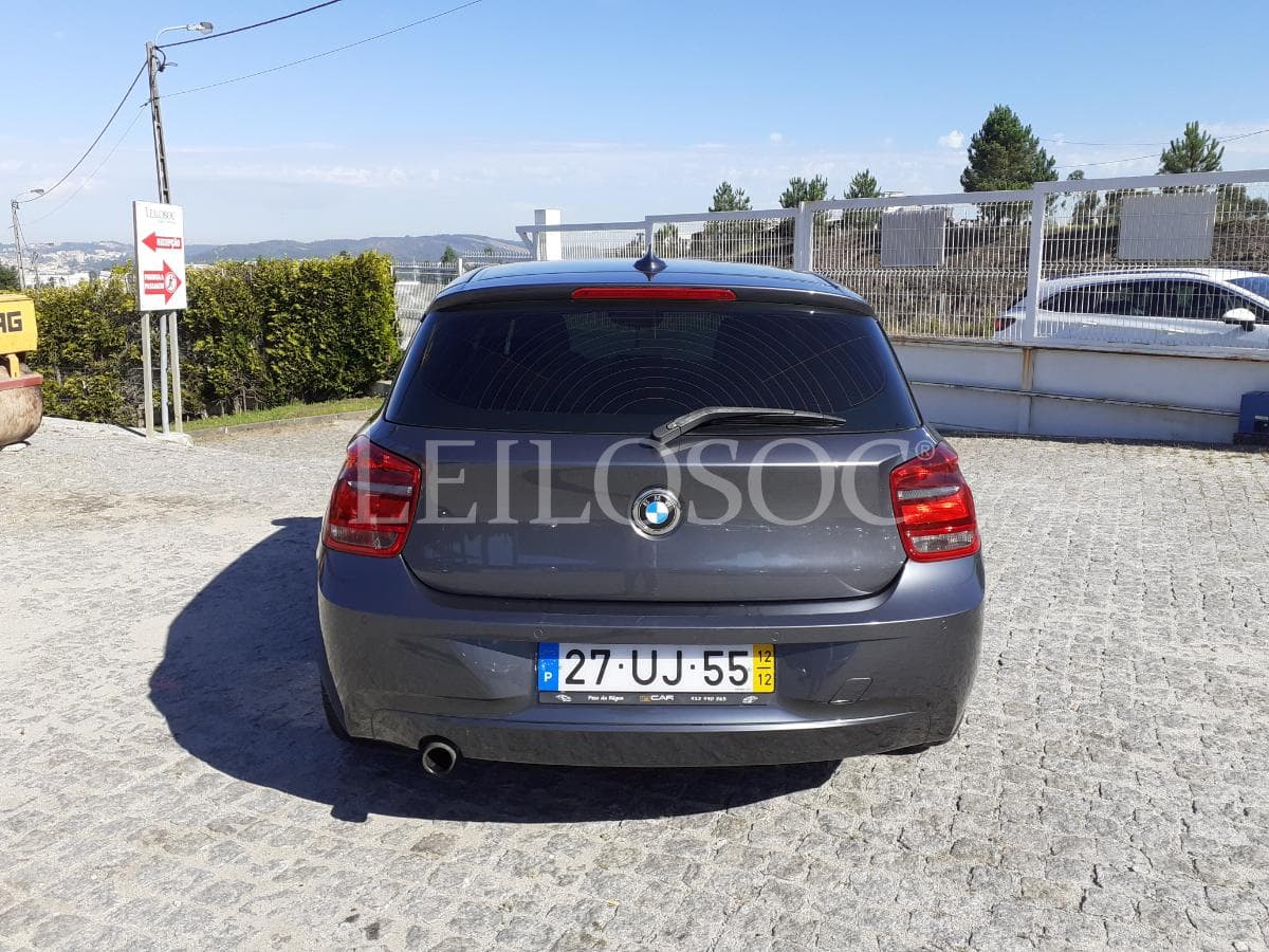 BMW 116 D · Ano 2012 — imagen 5