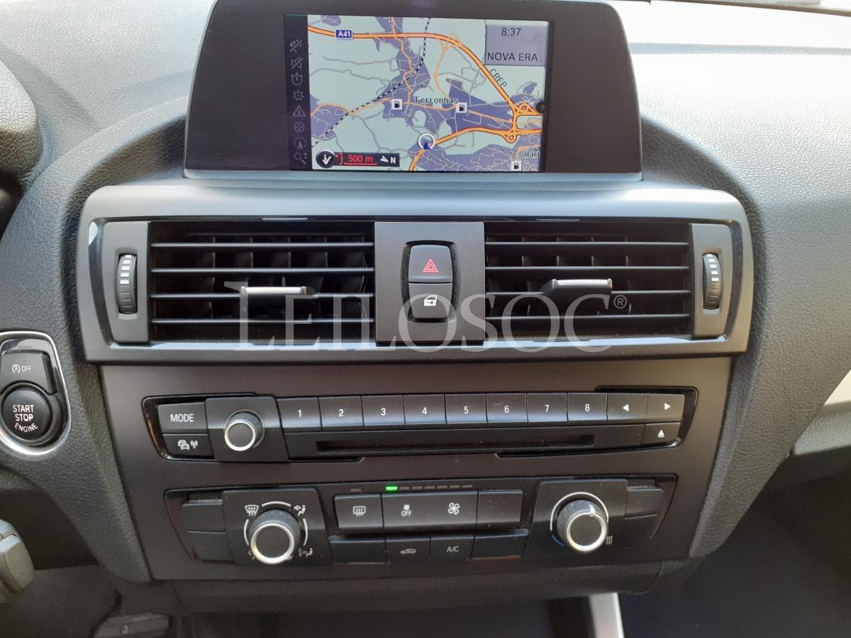 BMW 116 D · Ano 2012 — imagen 14