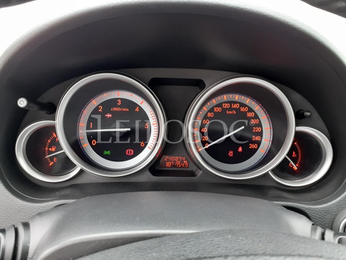Mazda 6 Sedan 2.2 MZR-CD · Ano 2009 — image 16