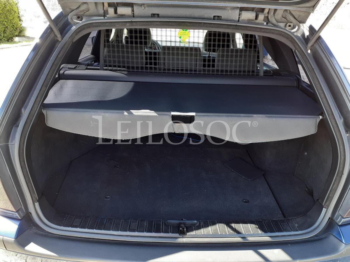 BMW 320 D · Ano 2004 — image 7