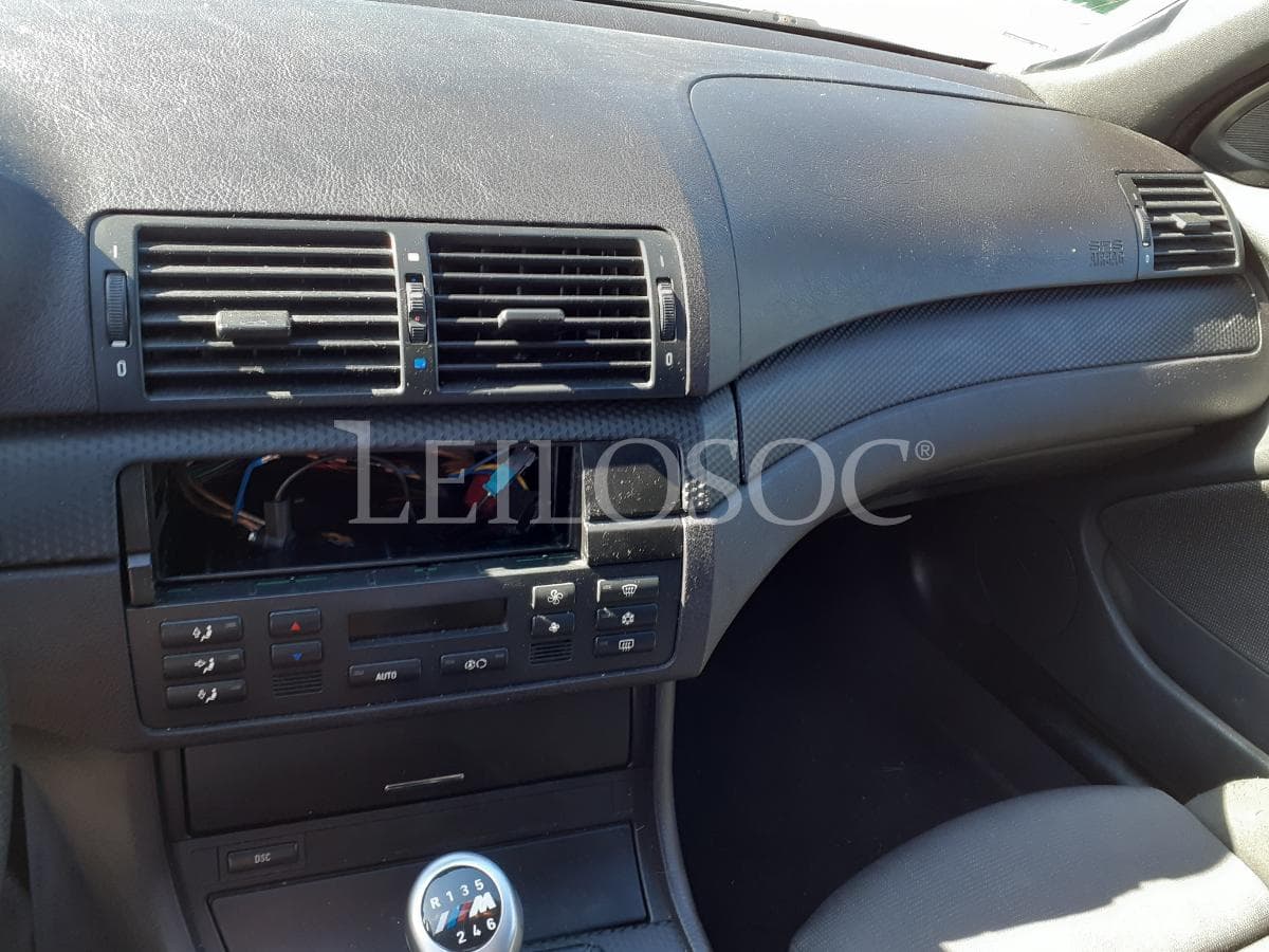 BMW 320 D · Ano 2004 — image 12