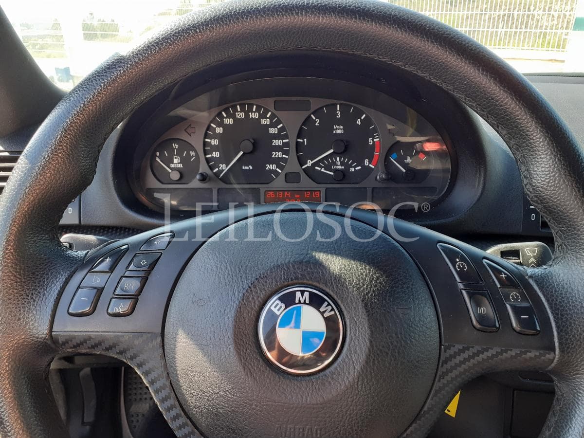 BMW 320 D · Ano 2004 — image 17
