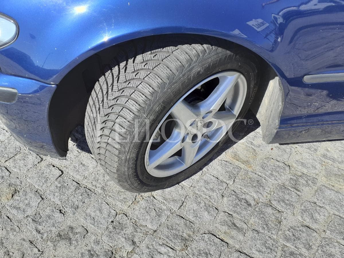 BMW 320 D · Ano 2004 — image 24