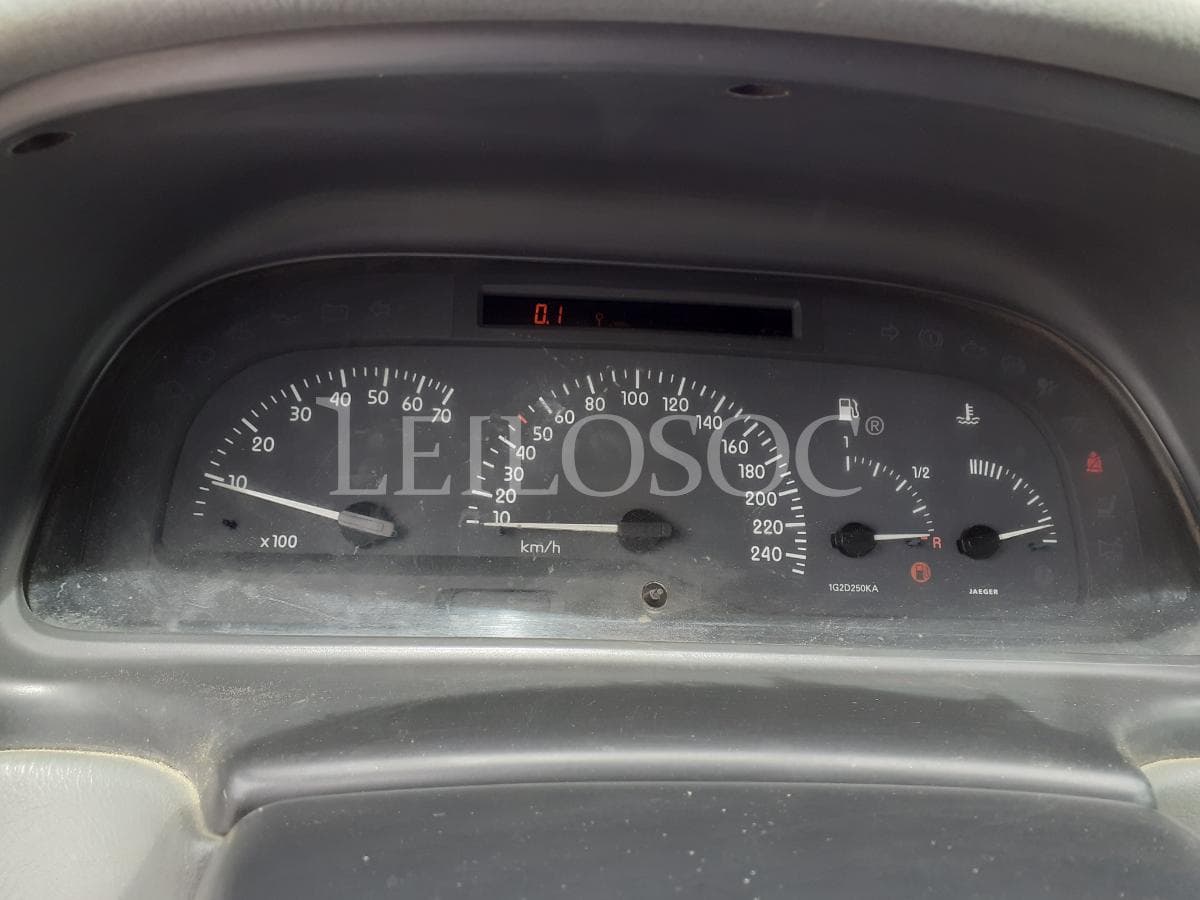 Renault Laguna · Ano 1999 — imagen 9