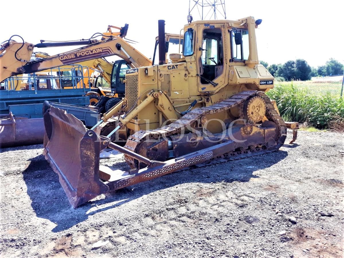 Bulldocer Cat D5 H LGP — imagen 2