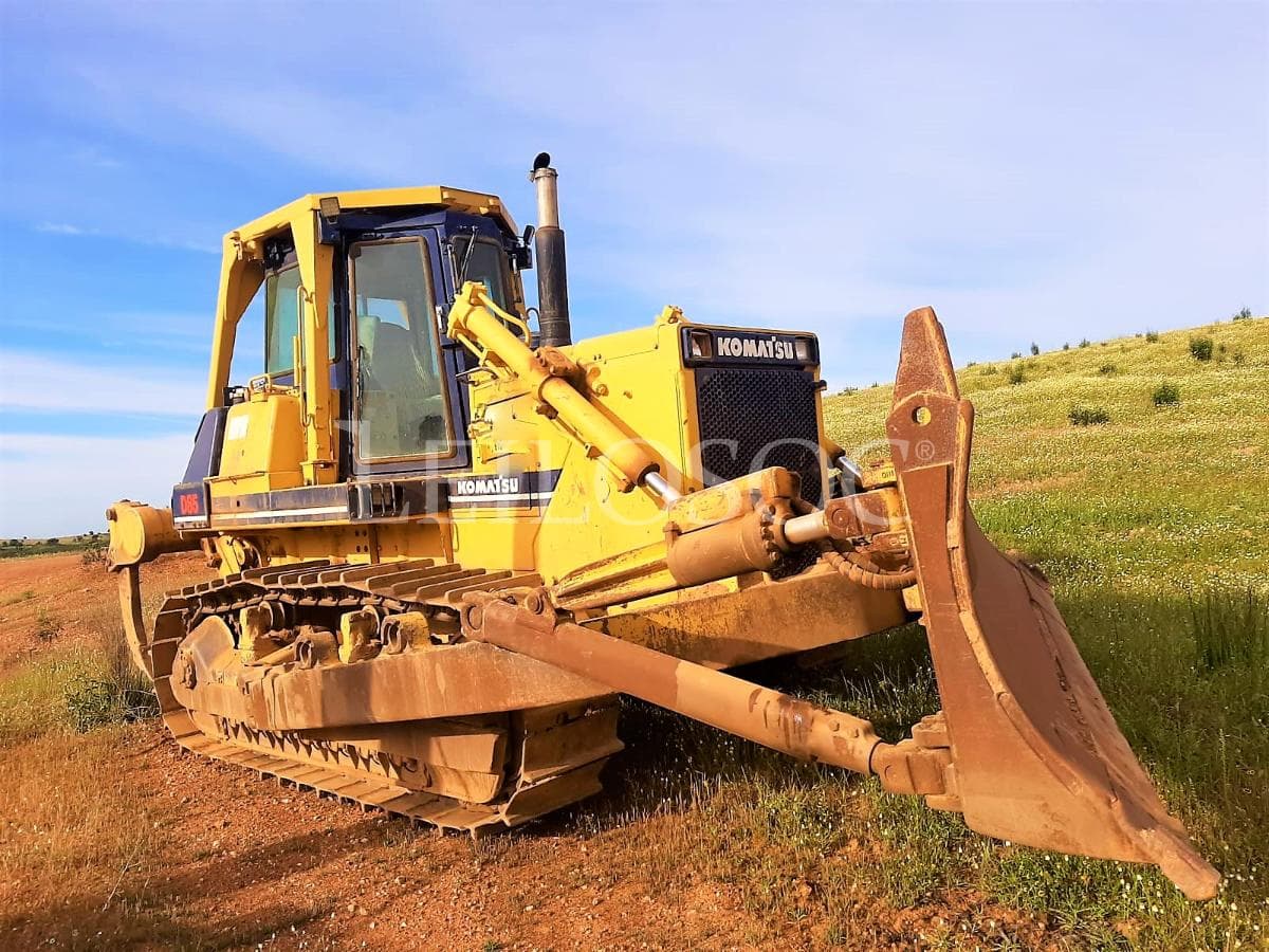 Komatsu D85 A 21 Bulldozer