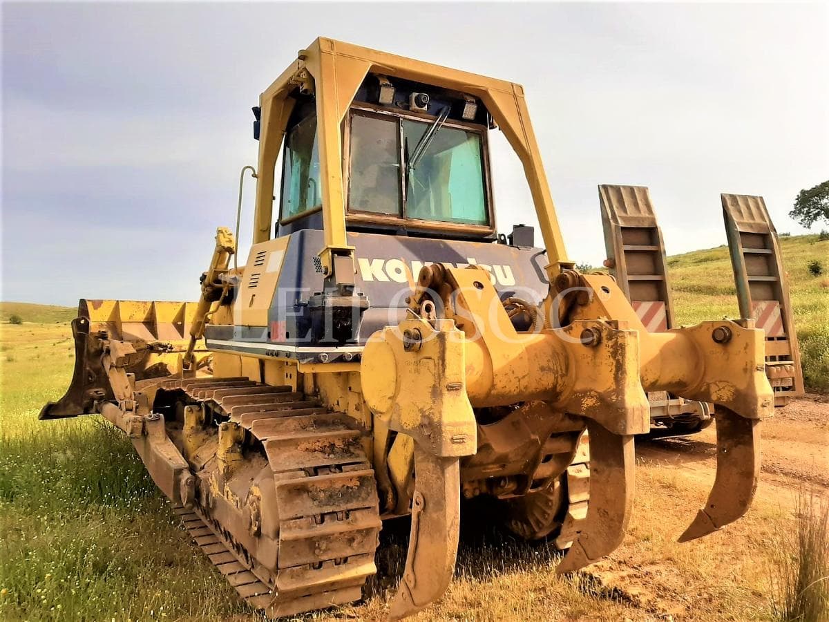 Bulldocer Komatsu D85 A 21 — imagen 3