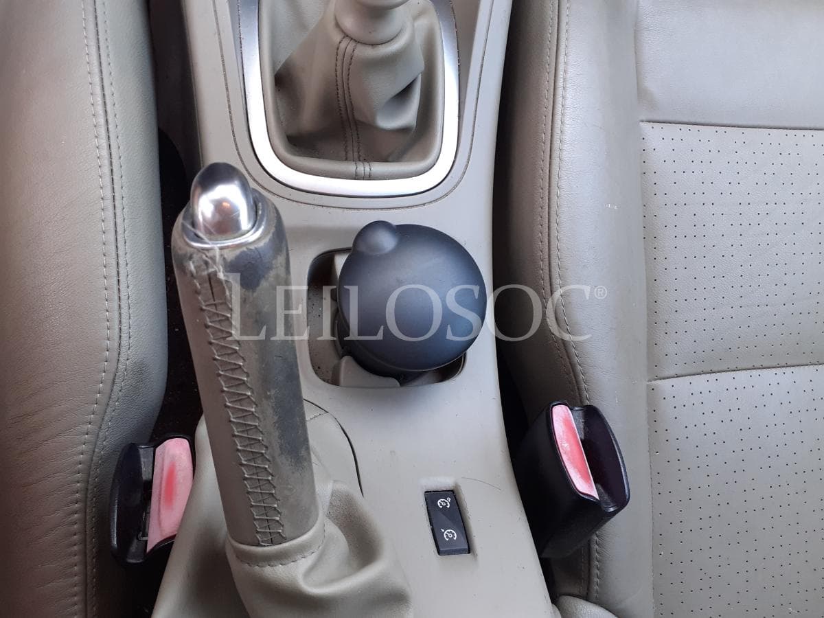Renault Megane 1.5 DCI · Ano 2009 — imagen 10