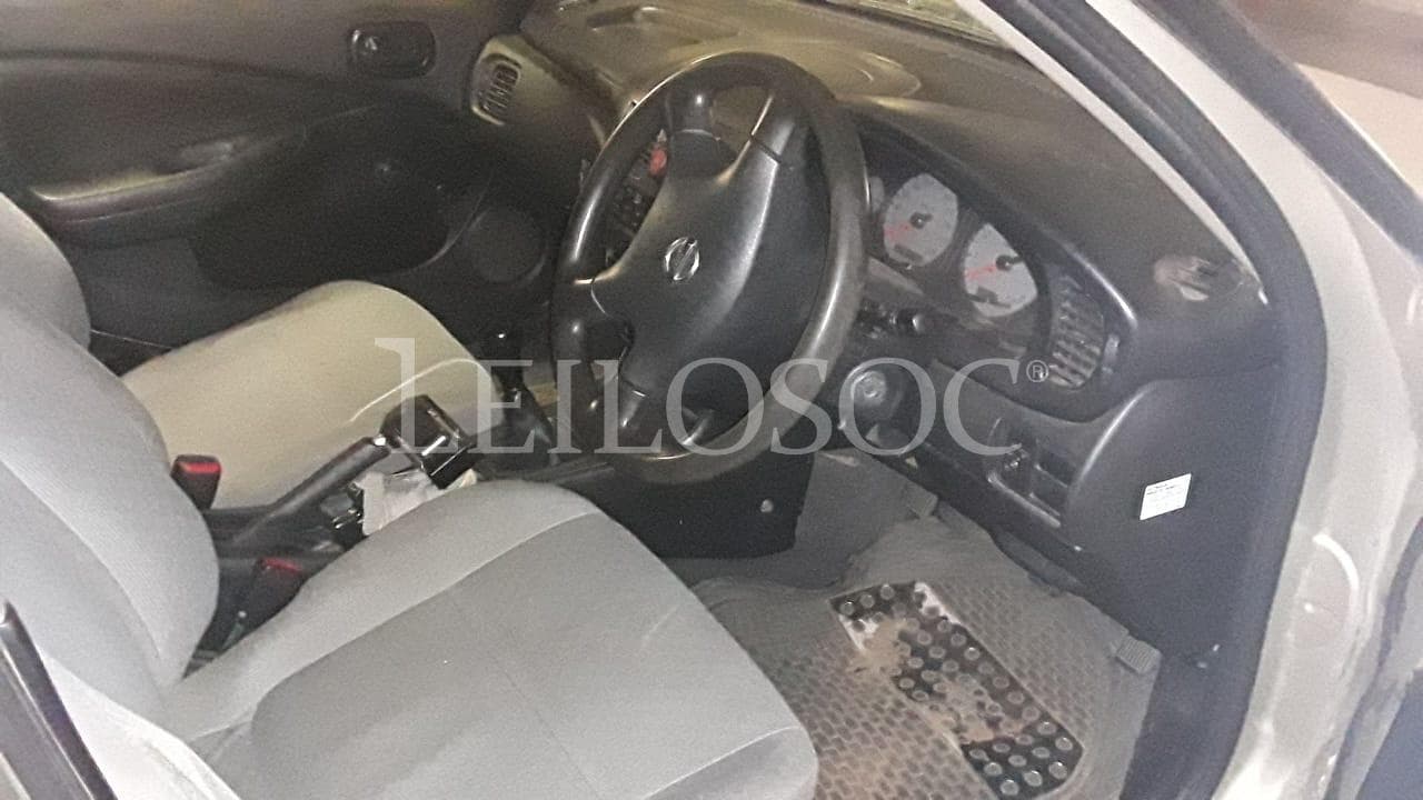 Nissan Sunny · — image 4
