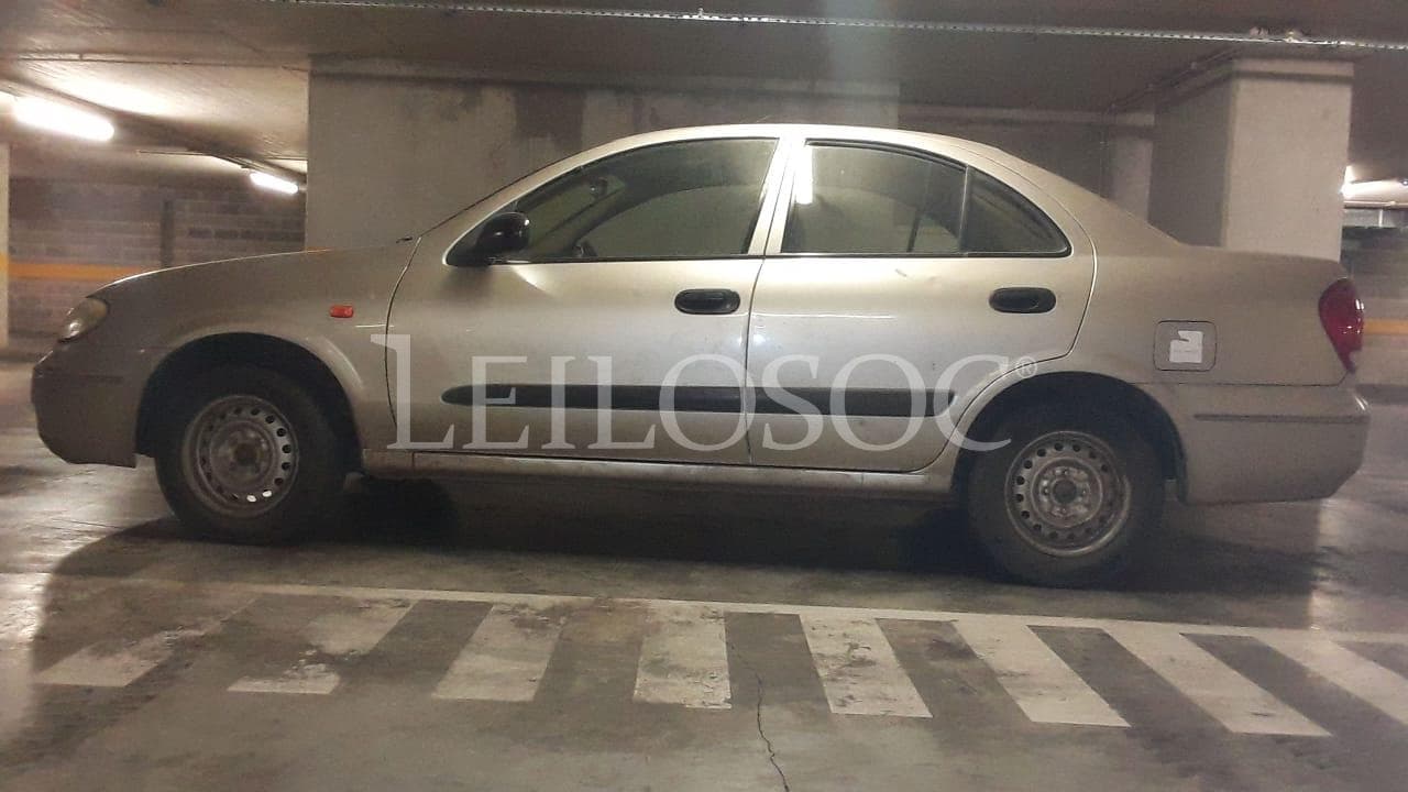 Nissan Sunny ·