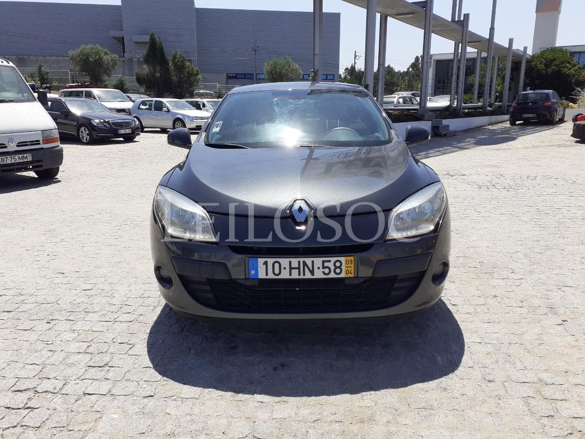 Renault Megane 1.5 DCI · Ano 2009 — imagen 2