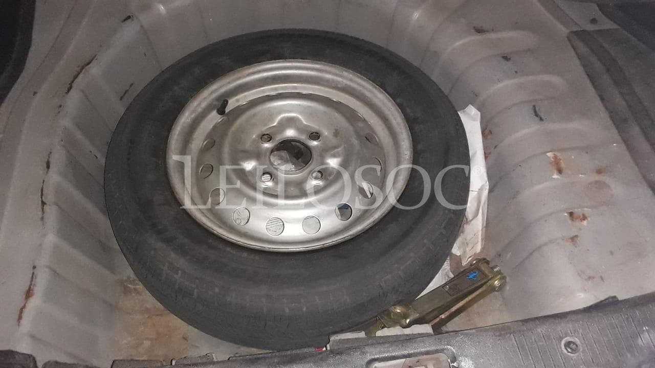 Nissan Sunny · — image 12