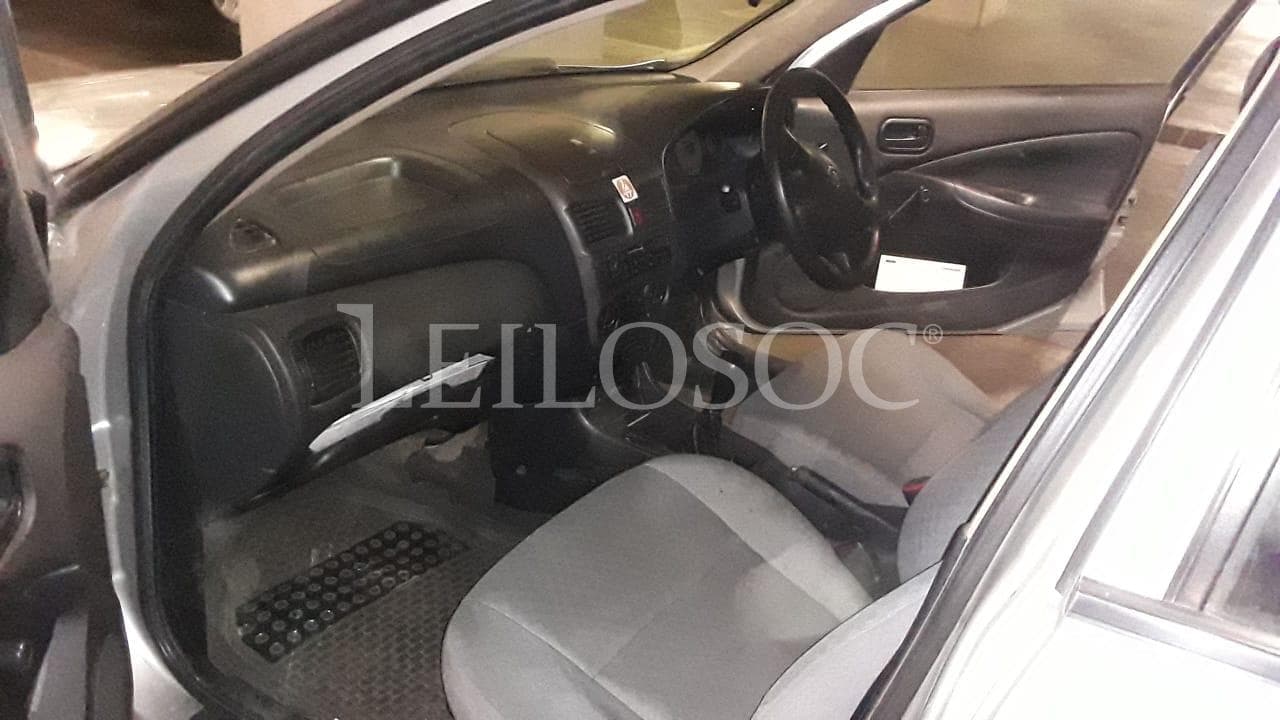 Nissan Sunny · — imagen 10