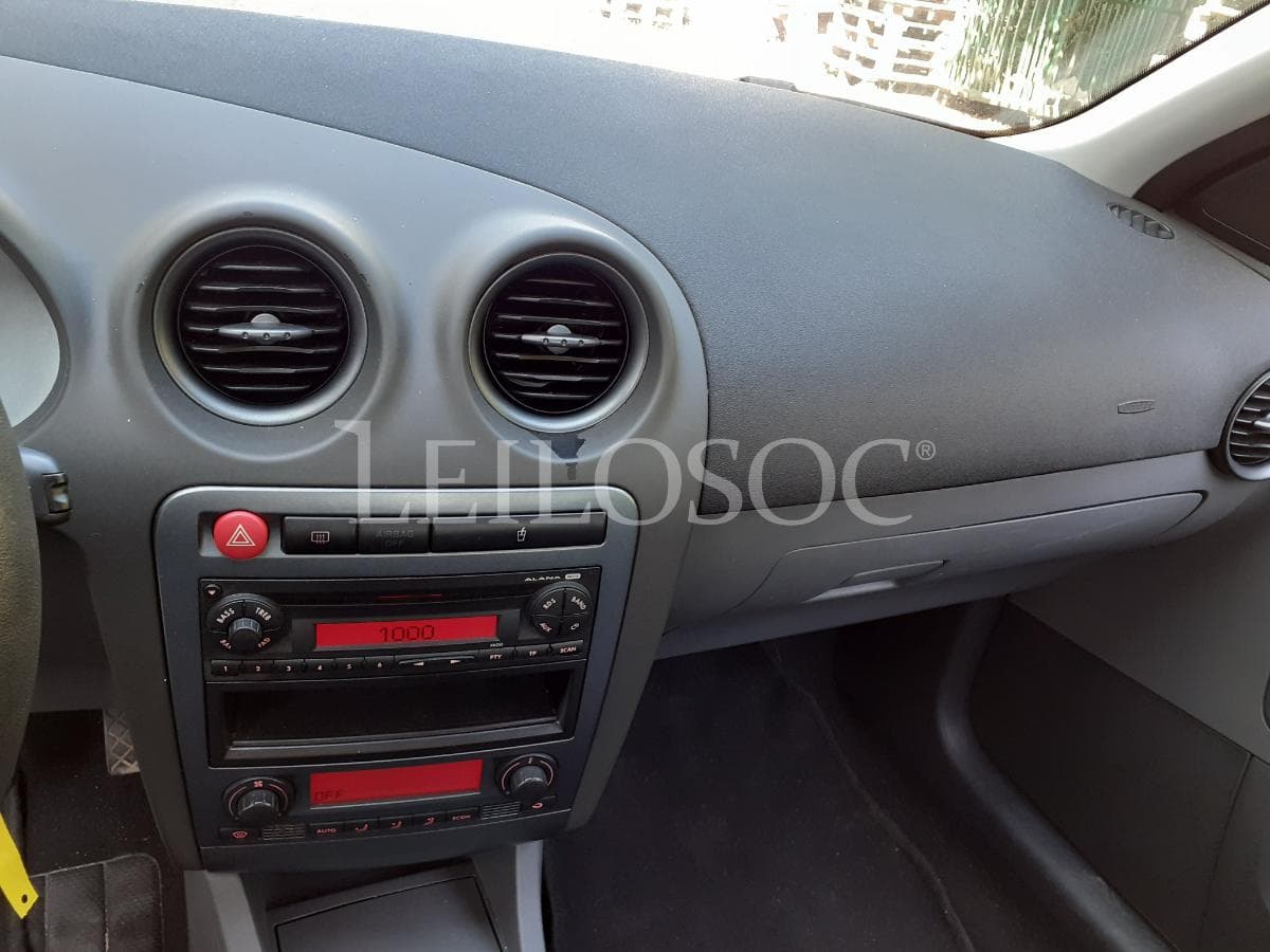 Seat Ibiza 1.4 16 V · Ano 2007 — imagen 14