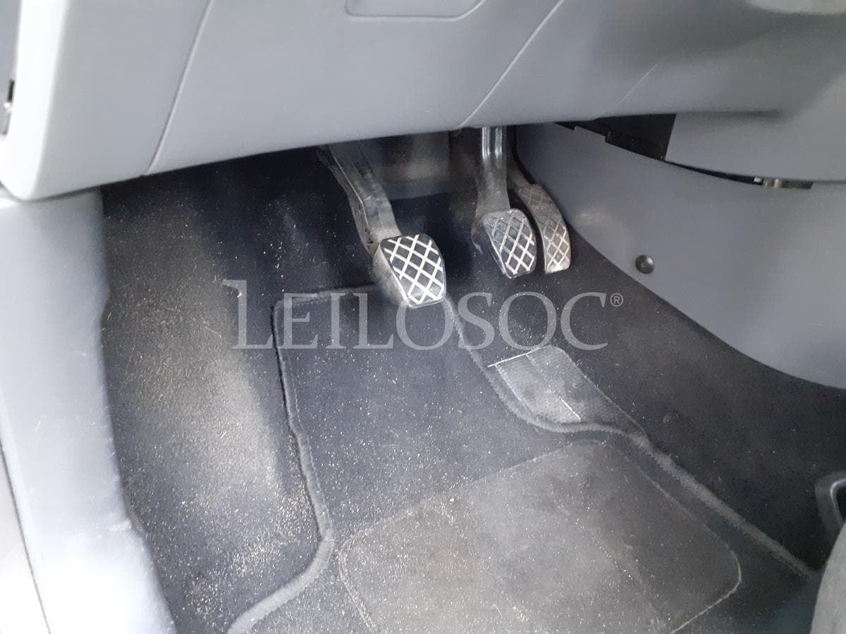 Seat Ibiza 1.4 16 V · Ano 2007 — imagen 8