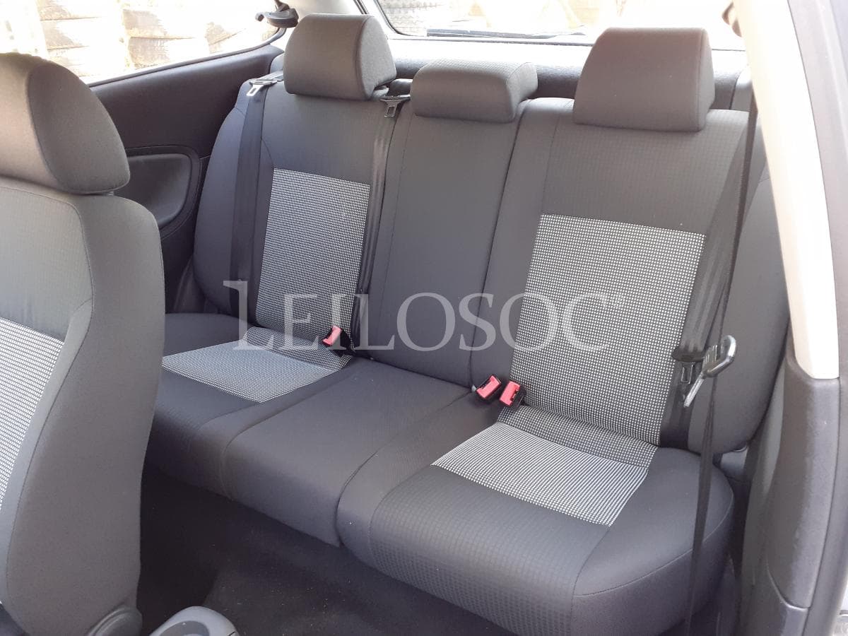 Seat Ibiza 1.4 16 V · Ano 2007 — imagen 15