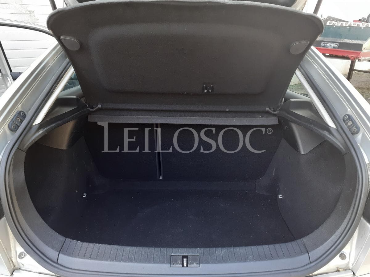 Seat Leon 1.4 16 V · Ano 2002 — imagen 16
