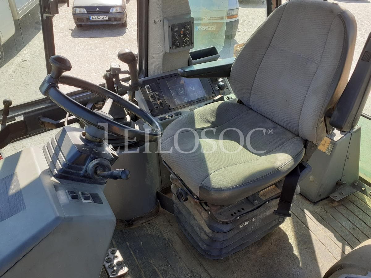 Retroescavadora Case Ranger 580 · Ano 2000 — image 10