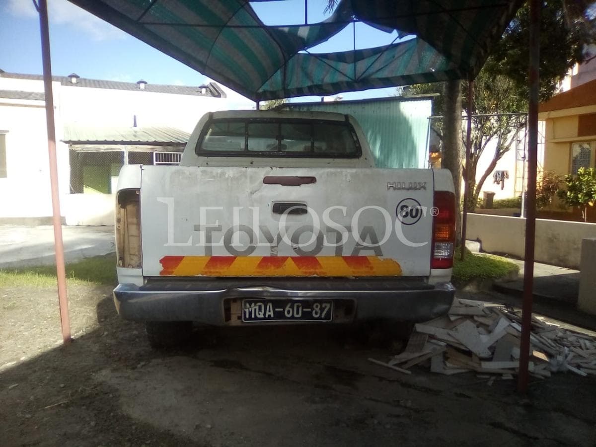 Toyota Hilux · — imagen 2