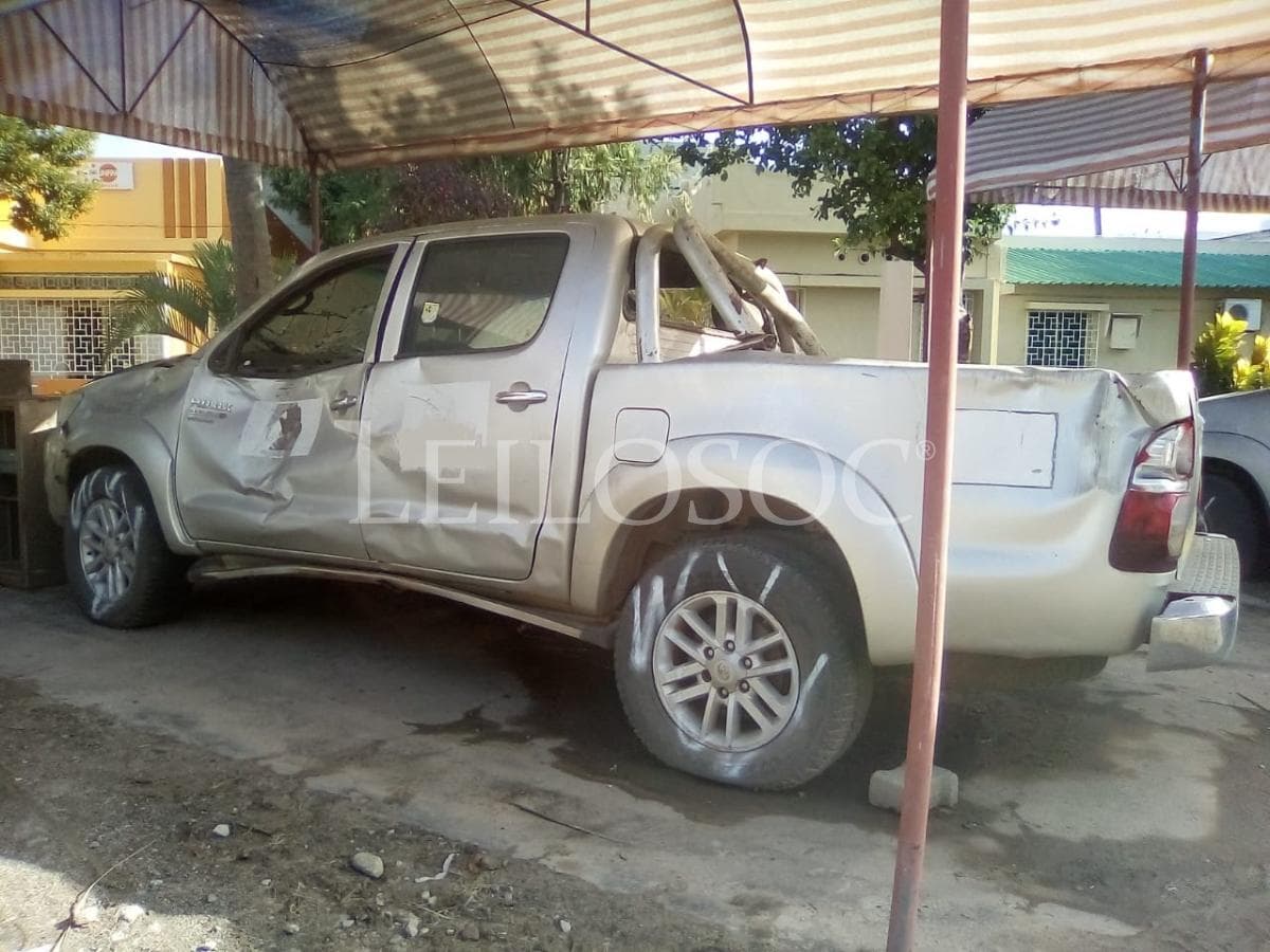 Toyota Hilux · — image 2