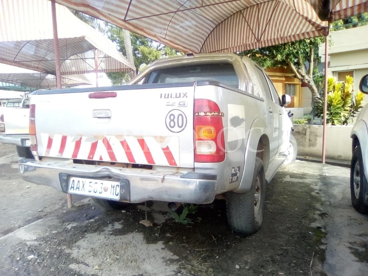 Toyota Hilux · — imagem 3