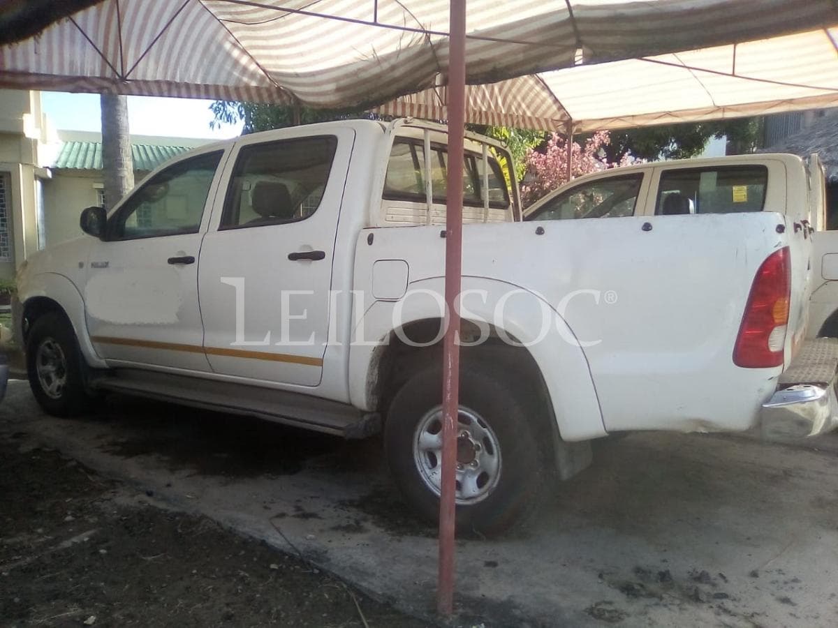 Toyota Hilux · — imagen 2