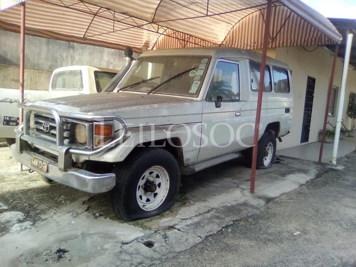 Toyota Land Cruiser · — imagen 1