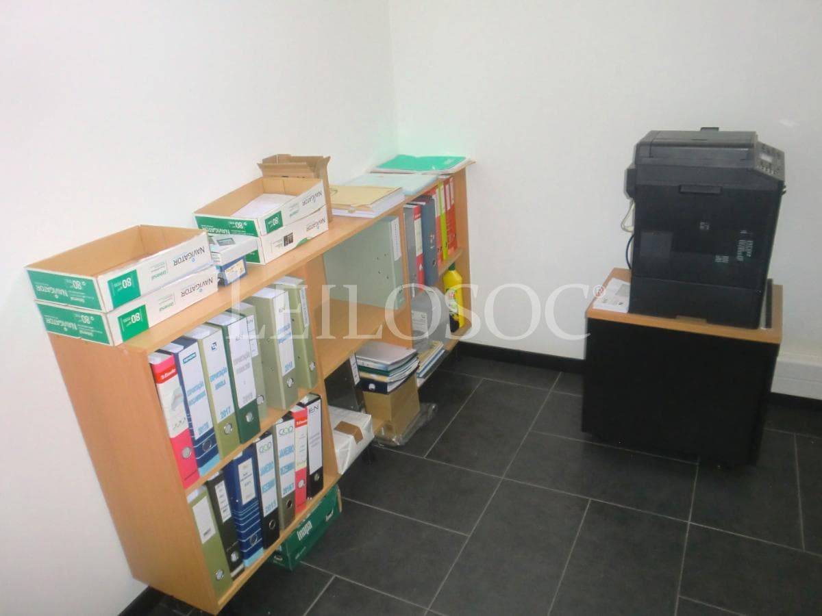 Equipamiento y Mobiliario de Oficina — imagen 10