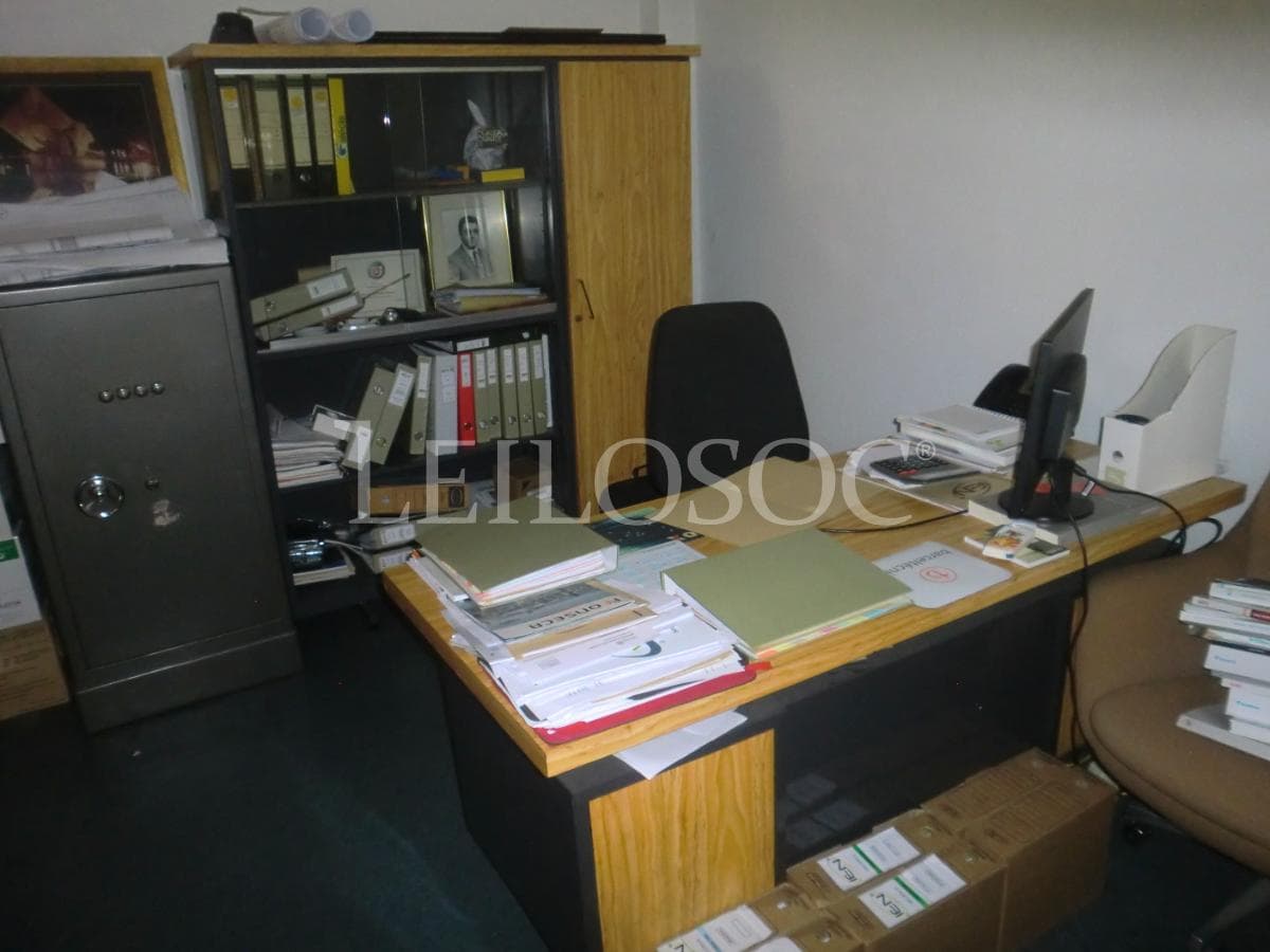 Equipamiento y Mobiliario de Oficina — imagen 14