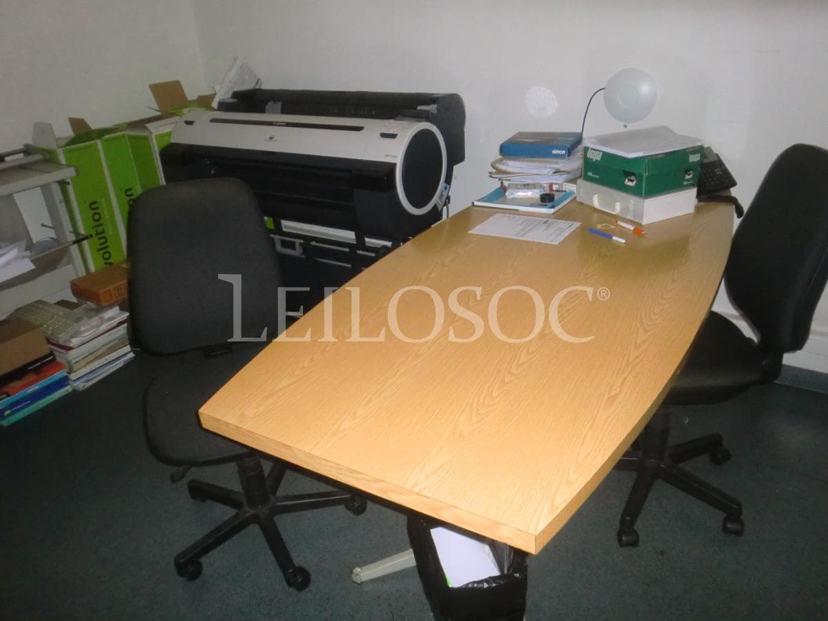 Equipamiento y Mobiliario de Oficina — imagen 24