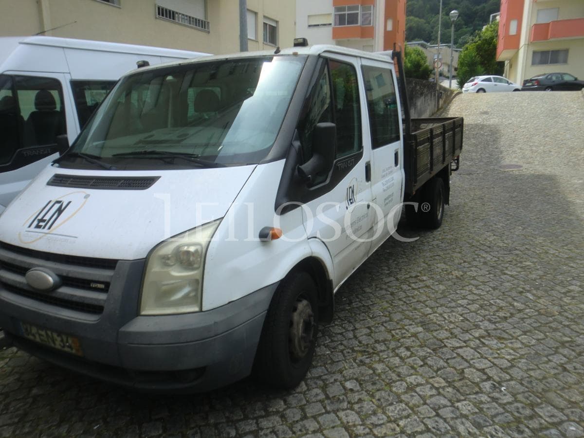 Ford Transit — imagem 2