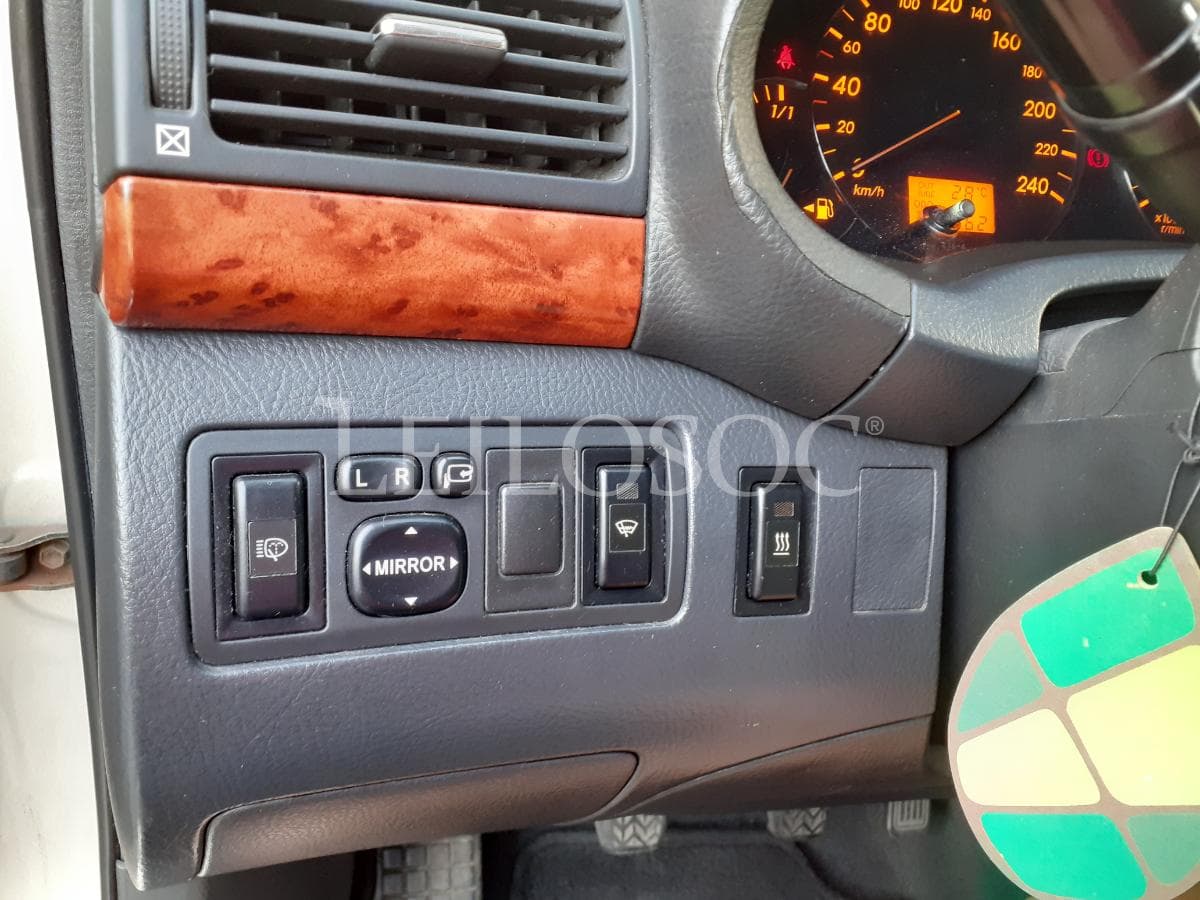 Toyota Avensis 2.0 D4D · Ano 2003 — imagen 17