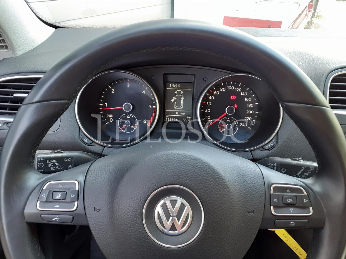 Volkswagen Golf 2.0 TDI · Ano 2009 — image 8