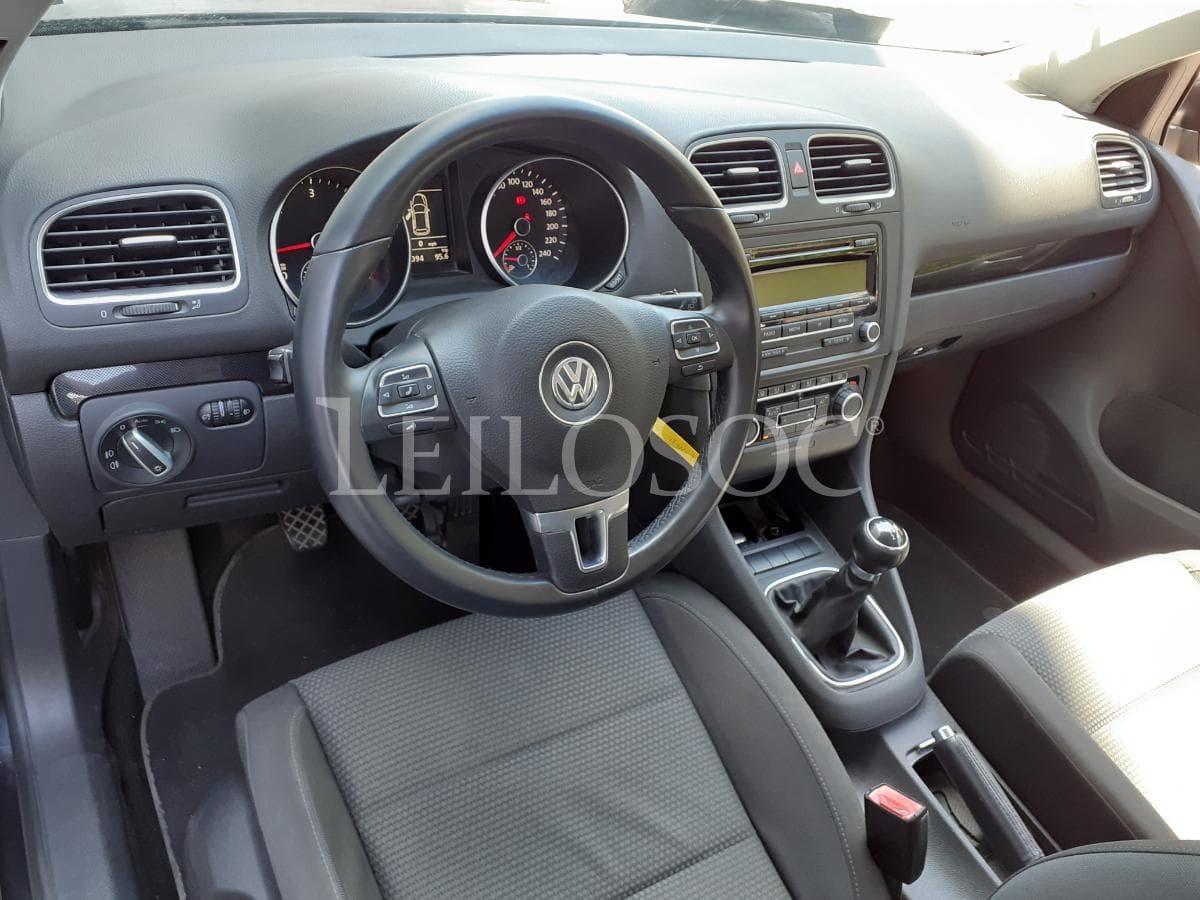Volkswagen Golf 2.0 TDI · Ano 2009 — image 10
