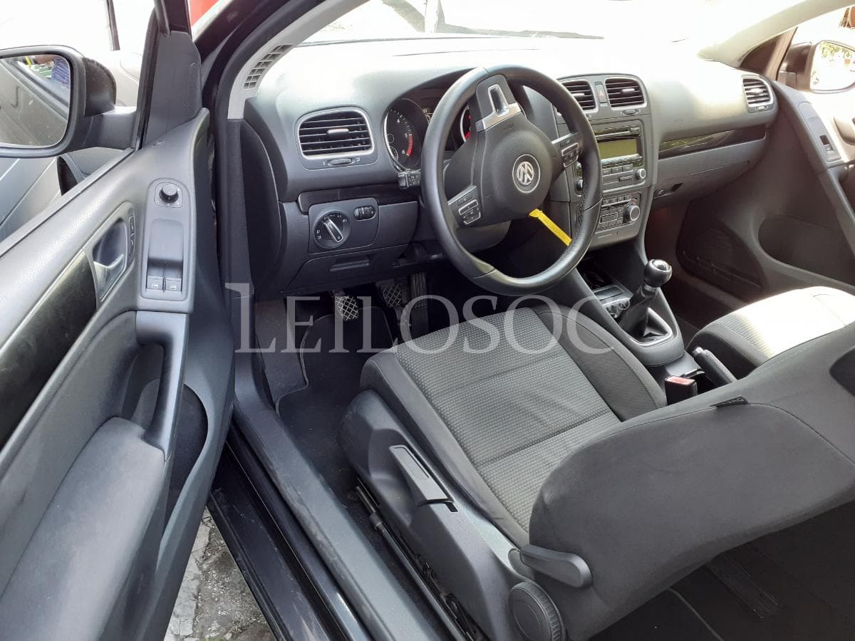 Volkswagen Golf 2.0 TDI · Ano 2009 — image 7