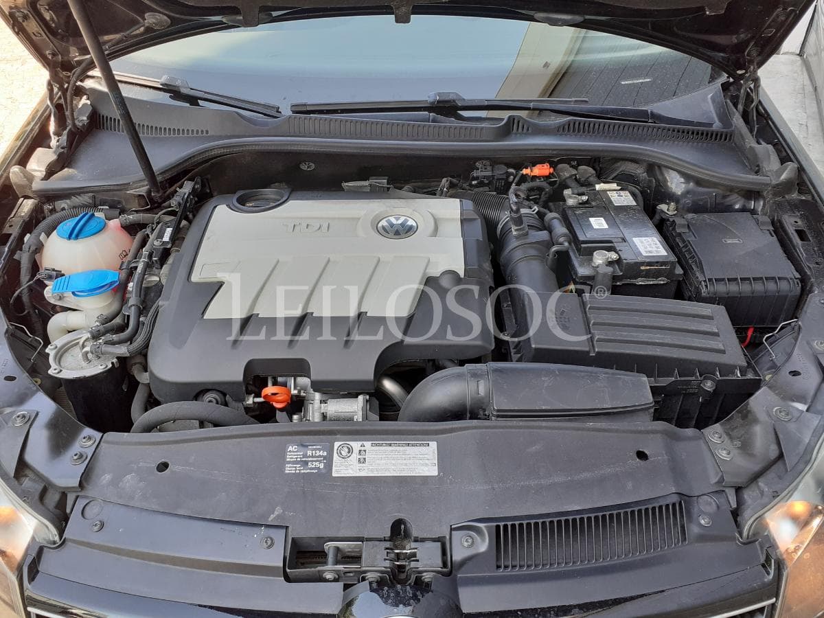 Volkswagen Golf 2.0 TDI · Ano 2009 — image 21