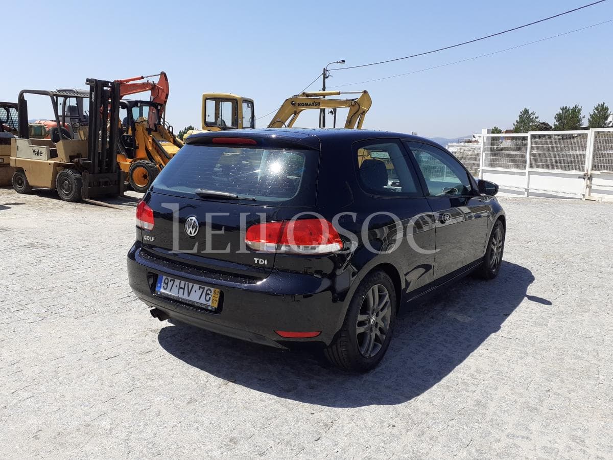Volkswagen Golf 2.0 TDI · Ano 2009 — image 4