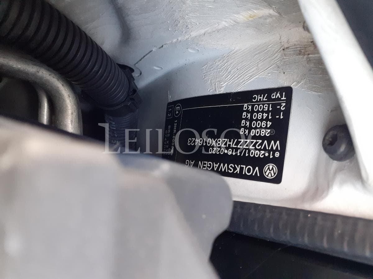 Volkswagen Transporter · 9 Lugares · Ano 2008 — image 19