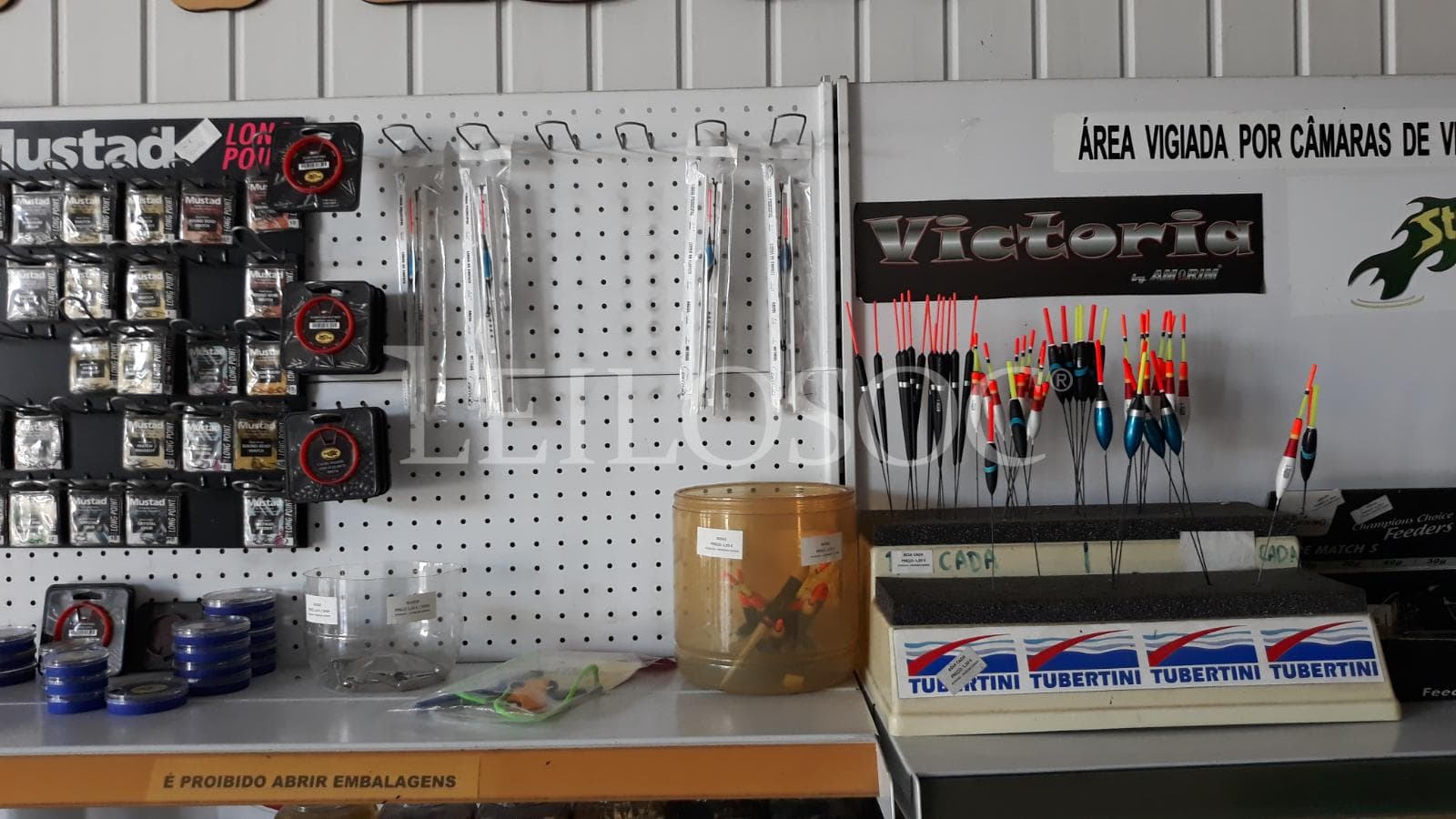 Equipamentos de Pesca · Mobiliário — imagem 17