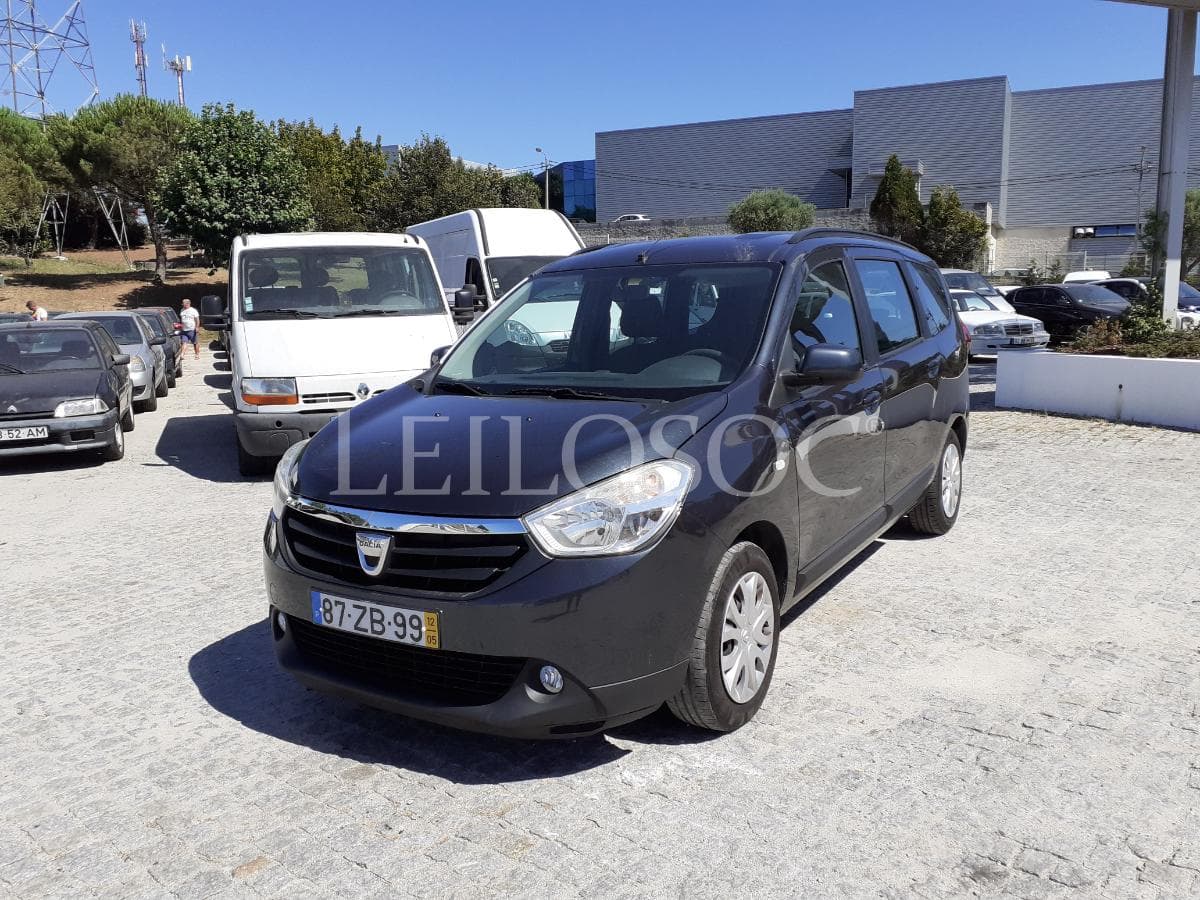 Dacia · 7 Lugares · Ano 2012 — image 3