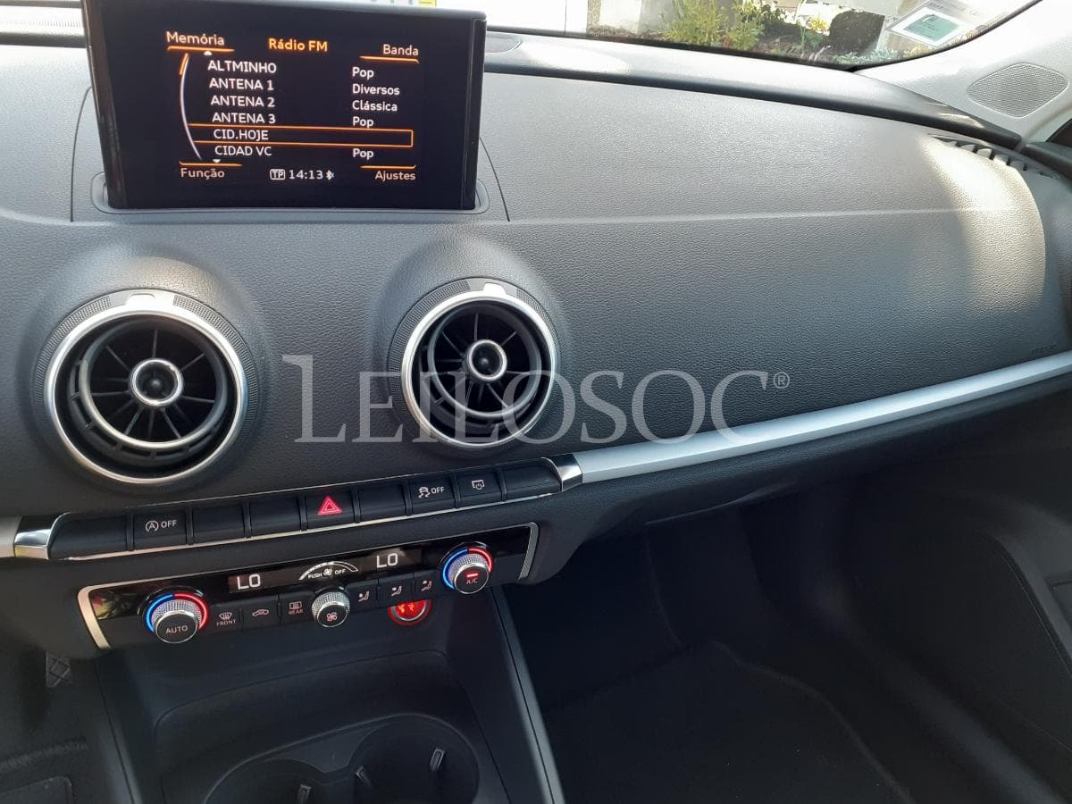 Audi A3 Sportback 1.6 TDI · Ano 2013 — imagen 15