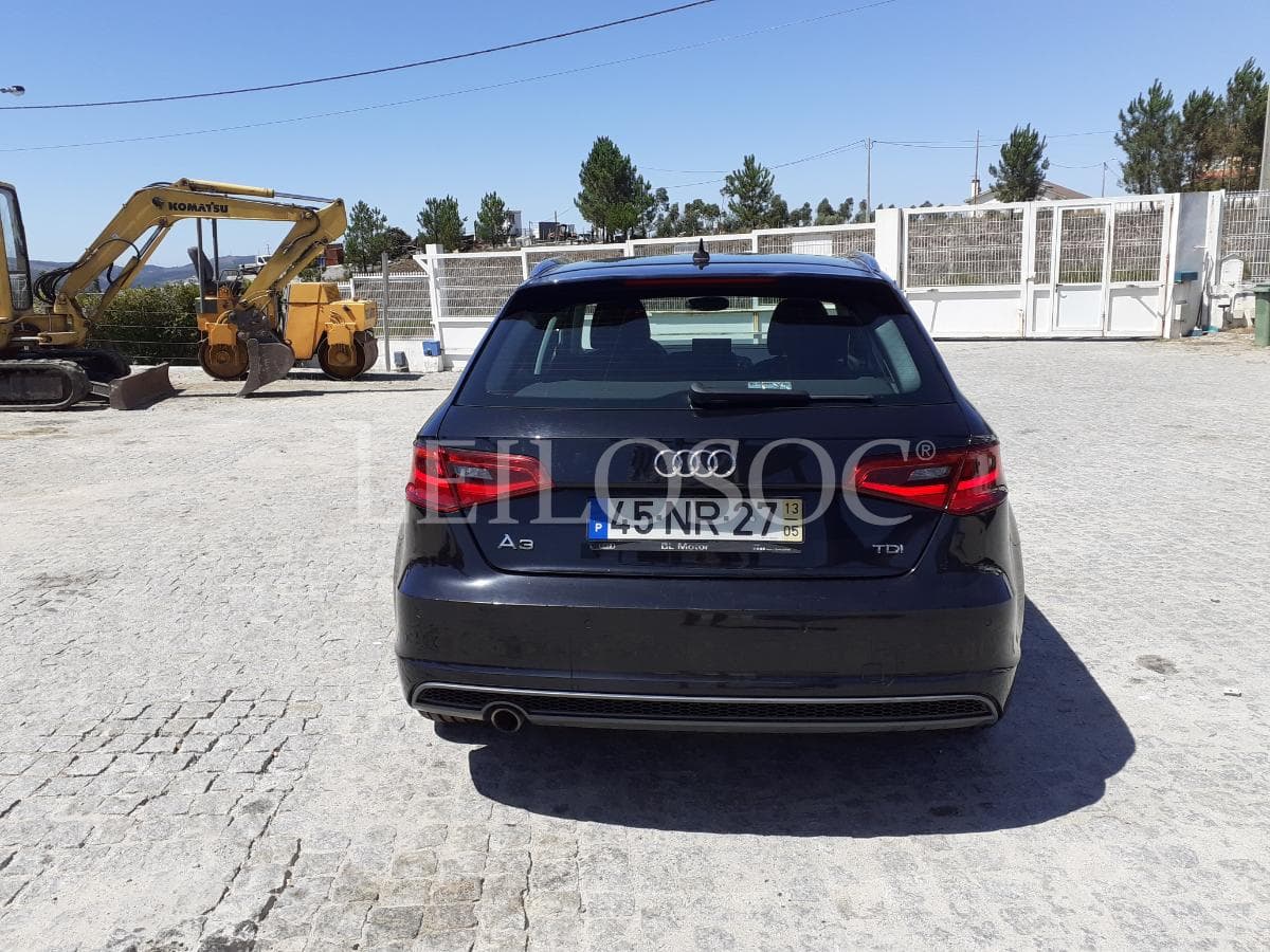 Audi A3 Sportback 1.6 TDI · Ano 2013 — imagen 5