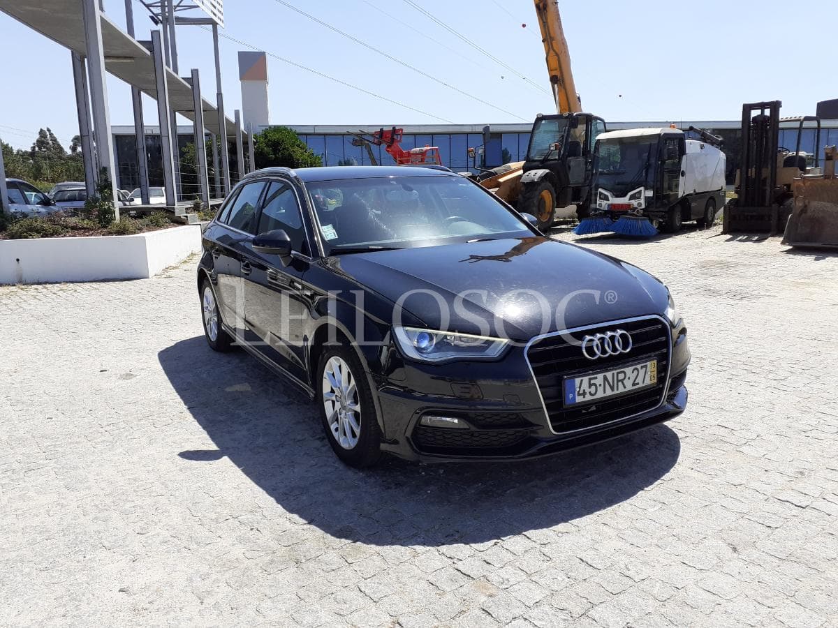 Audi A3 Sportback 1.6 TDI · Ano 2013 — imagen 1