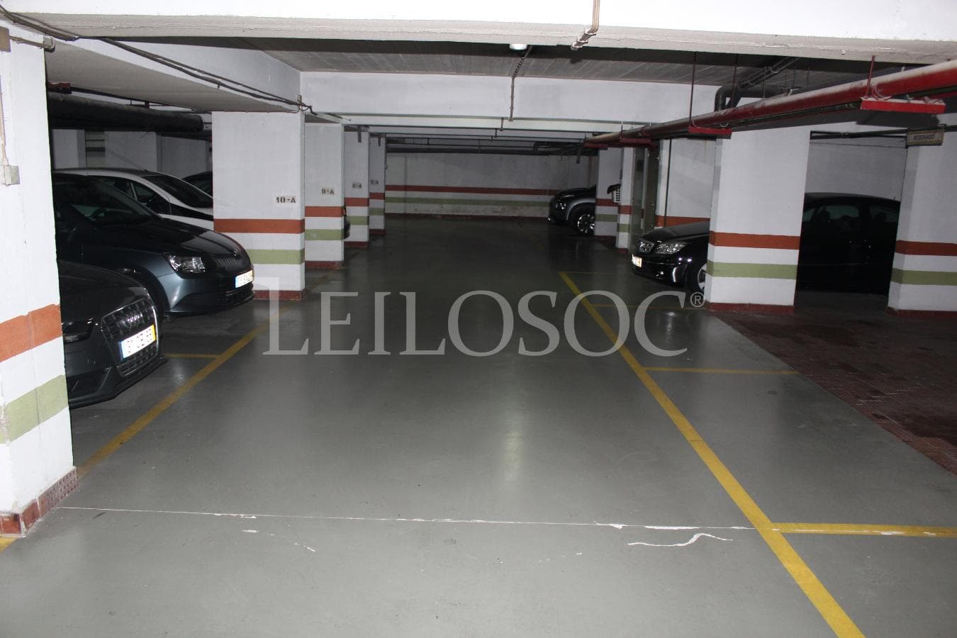 Escritórios + 4 Lugares de Garagem · Lisboa — imagem 9