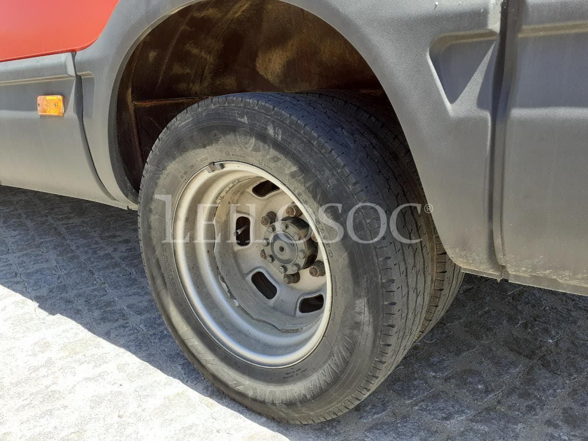 Iveco Daily 35C15 · Ano 2013 — imagem 25