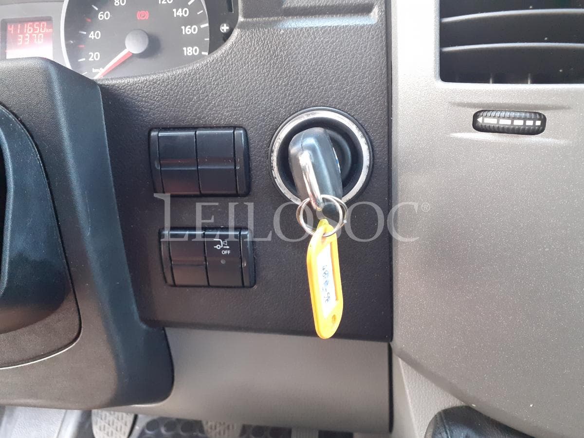 Volkswagen Crafter 2.0 TDI · Ano 2014 — imagen 17