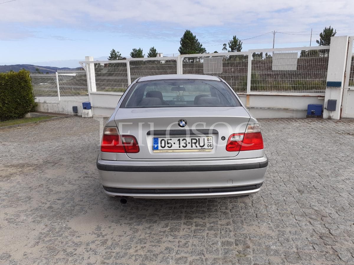 BMW 316i · Ano 2001 — image 5