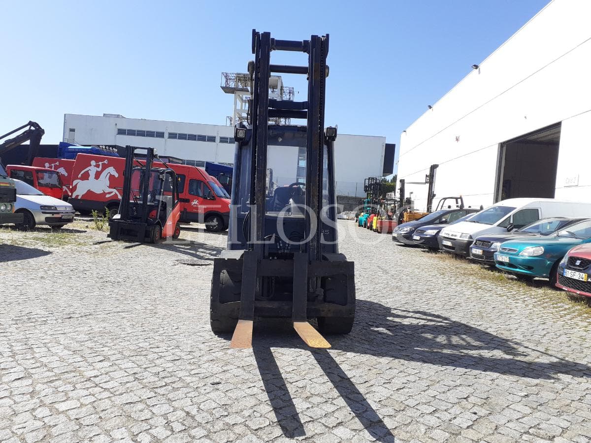 Empilhador Linde H35 D · Ano 2007 — imagem 2